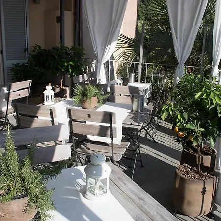 לינה וארוחת בוקר La Corte Sul Naviglio *