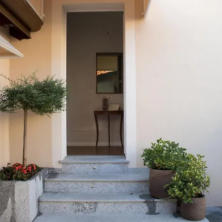 לינה וארוחת בוקר La Corte Sul Naviglio *