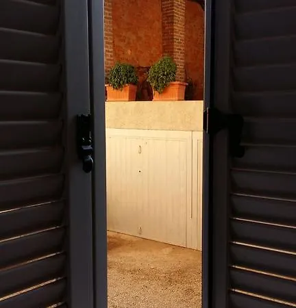 La Corte Sul Naviglio לינה וארוחת בוקר