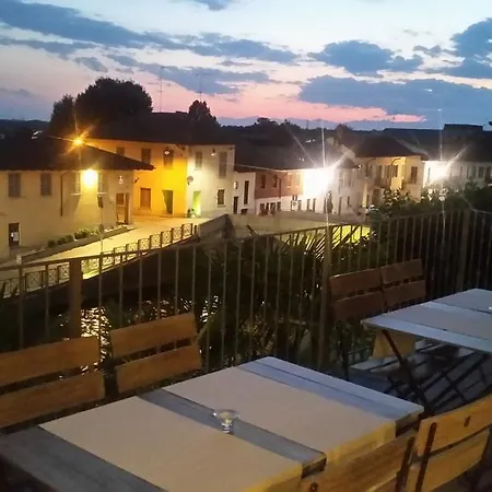La Corte Sul Naviglio *