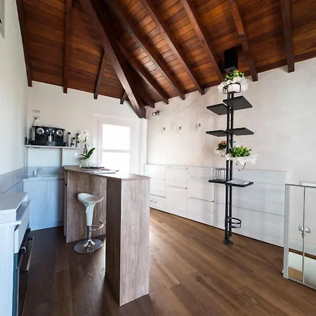 La Corte Sul Naviglio Bed & Breakfast 4*