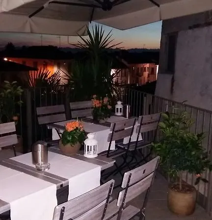 ベッド・アンド・ブレックファスト La Corte Sul Naviglio
