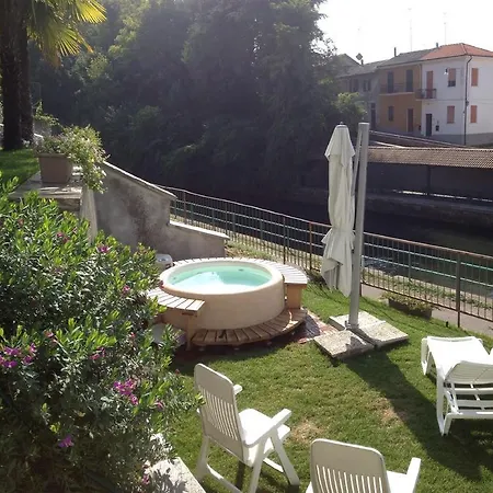 La Corte Sul Naviglio Alojamento de Acomodação e Pequeno-almoço