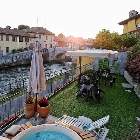 ベッド・アンド・ブレックファスト La Corte Sul Naviglio Boffalora sopra Ticino